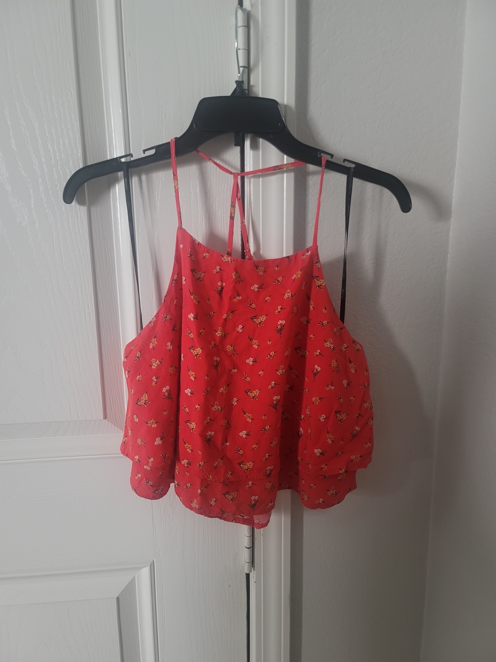 Forever 21 Coral Red Floral Strappy Camisole
